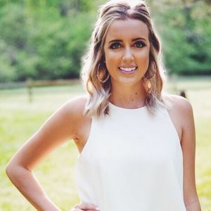 Meet your Posher, Caroline